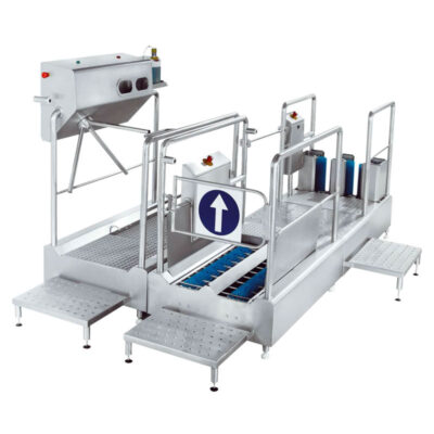 Installation d'hygiène à deux voies avec entrée et sortie contrôlées