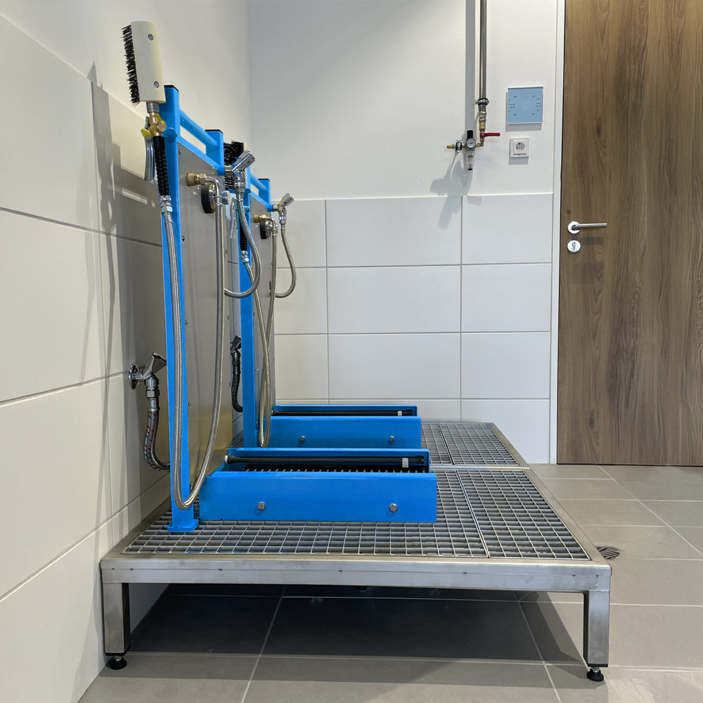 Lave-bottes inox sur plateforme - Image 4